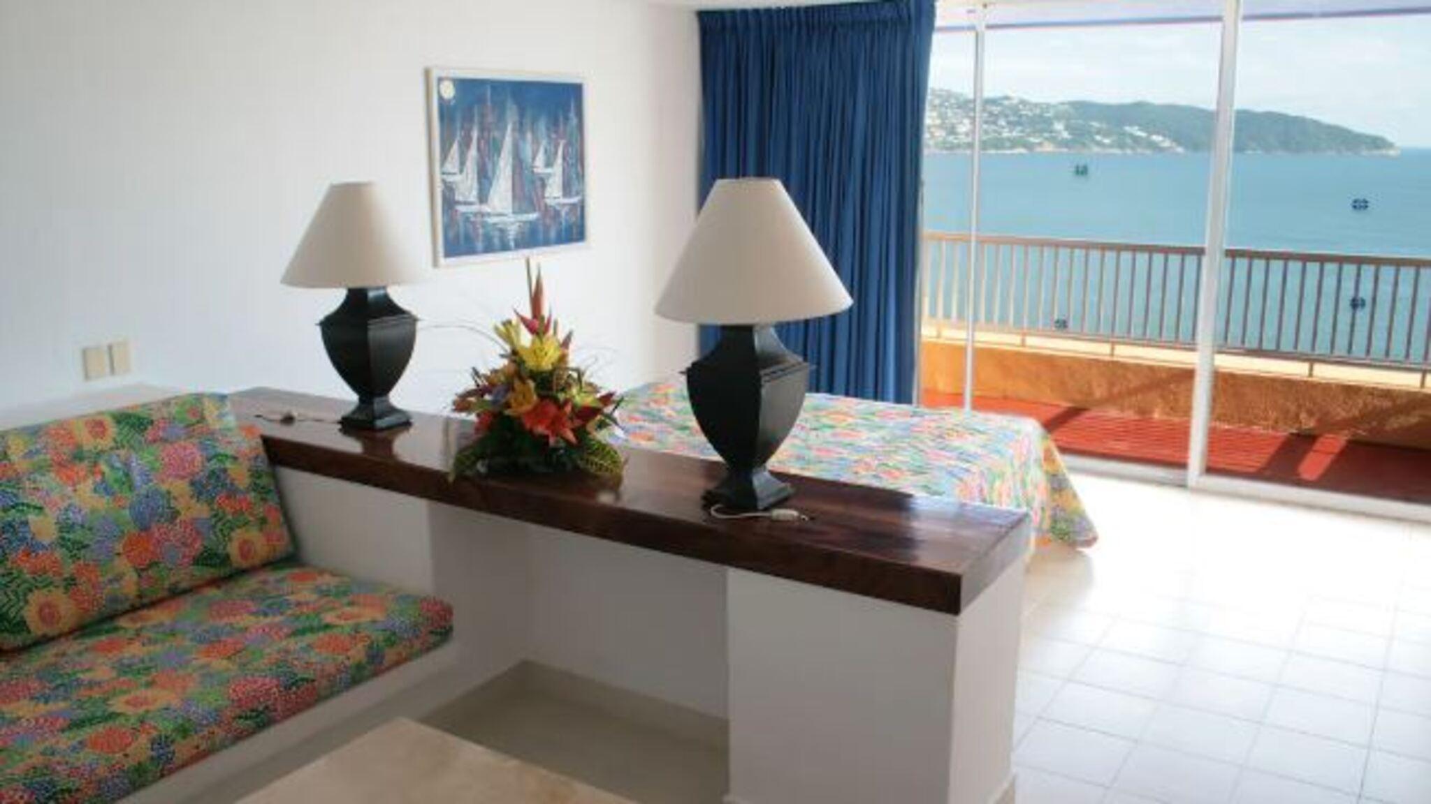 Ritz Acapulco All Inclusive Экстерьер фото A bedroom at the hotel