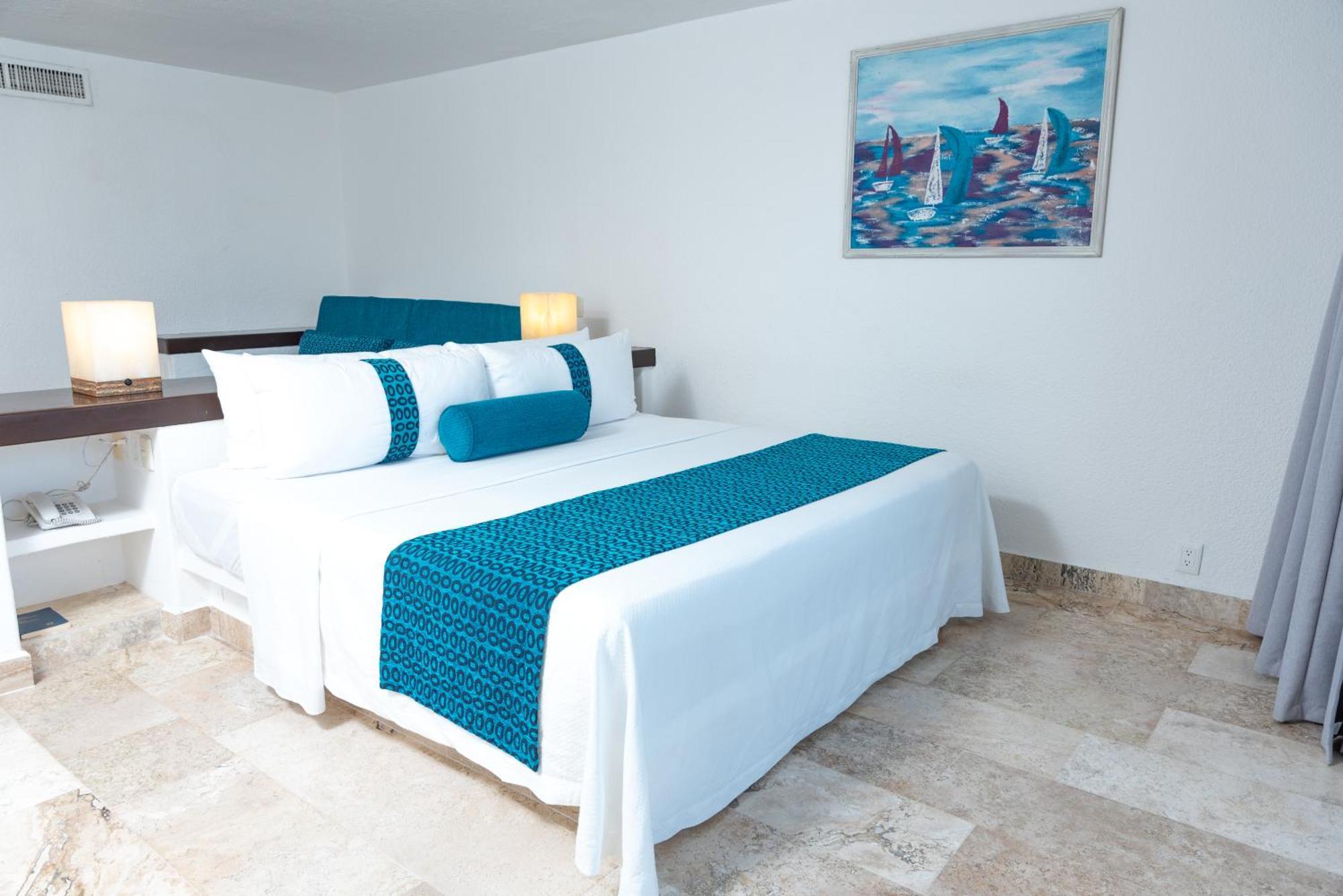 Ritz Acapulco All Inclusive Экстерьер фото A bedroom at the hotel